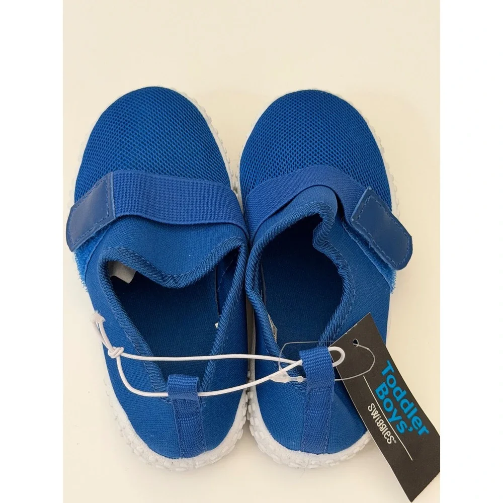 Swiggles‎ Toddler Boys Blue Mesh Water Shoes Slip On Size 8 NEW